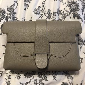 Senreve Aria Belt Bag in Pebbled Sand